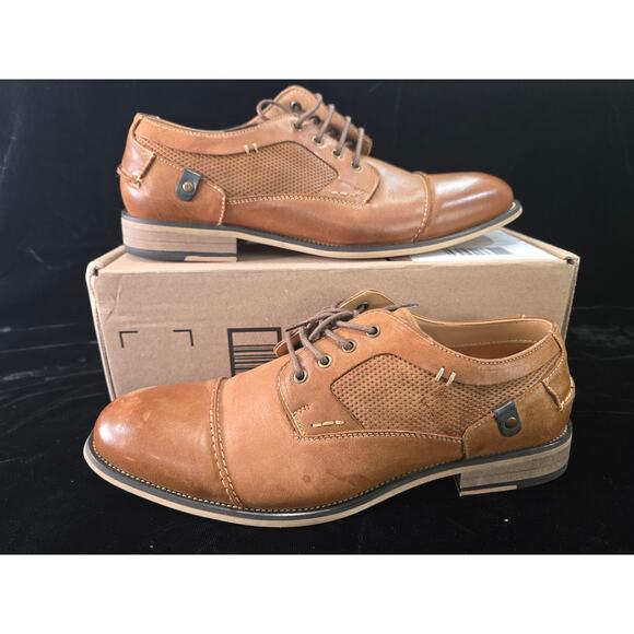 *Steve Madden* Men´s Size 10 - Jagwar Lace-Up Wing Tip...